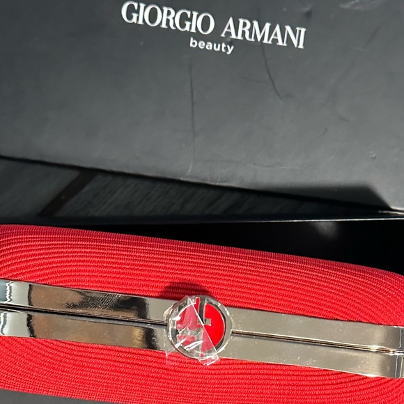 Giorgio Armani Hard Case - Picture 9 of 9